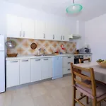 Appartement By The Sea Preko, Ugljan - 14917